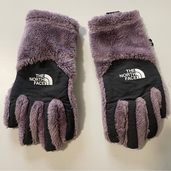 The North Face Girl’s Small Osito Gloves ~ Purple Fuzzy - Picture 1 of 5